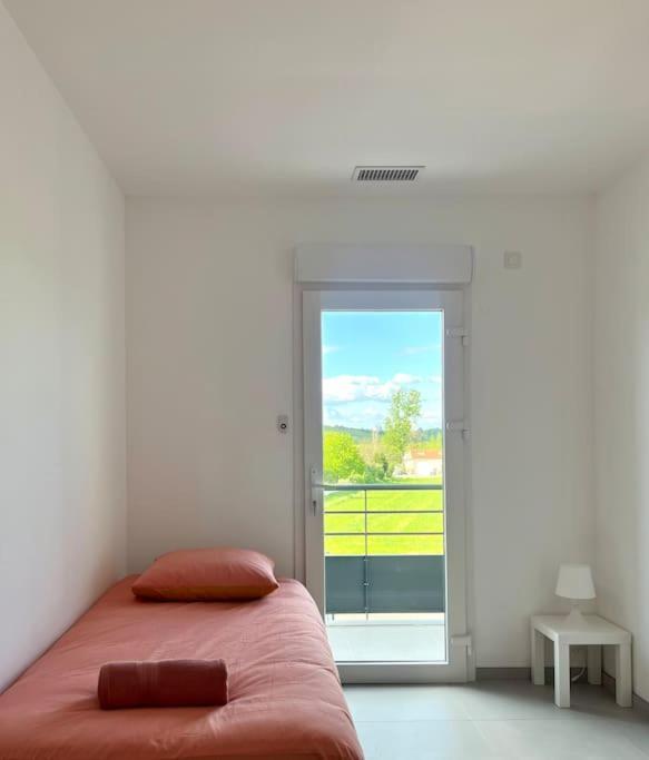 T3 Neuf Avec Parking A 20 Min De Lyon Appartement Simandres